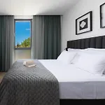 Apartment Sunny Rock